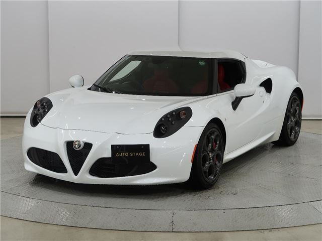 2015 Alfa Romeo 4C Base grade White Sedan for sale, Japanese used car export | GULJI TRADERS