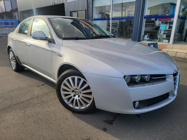 2006 Alfa Romeo Alfa 159 2.2 JTS Sedan for sale, Japanese used car export | GULJI TRADERS