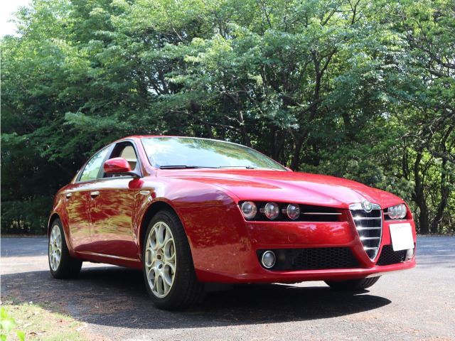 2007 Alfa Romeo Alfa 159 3.2 JTS Q4 - photo 1 2007 Alfa Romeo Alfa 159 3.2 JTS Q4 Sedan for sale, Japanese used car export - photo 1 of 25 | GULJI TRADERS