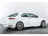 2010 Alfa Romeo Alfa GT 2.0 JTS Coupe for sale, Japanese used car export - photo 26 of 68 | GULJI TRADERS
