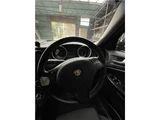 2012 Alfa Romeo Giulietta Sedan for sale, Japanese used car export - photo 34 of 49 | GULJI TRADERS