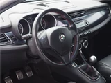 2012 Alfa Romeo Giulietta Sedan for sale, Japanese used car export - photo 19 of 34 | GULJI TRADERS