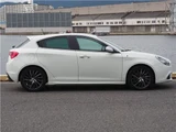 2012 Alfa Romeo Giulietta Sedan for sale, Japanese used car export - photo 31 of 34 | GULJI TRADERS