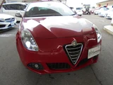 2012 Alfa Romeo Giulietta Sedan for sale, Japanese used car export - photo 11 of 41 | GULJI TRADERS