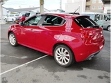 2012 Alfa Romeo Giulietta Sedan for sale, Japanese used car export - photo 18 of 77 | GULJI TRADERS