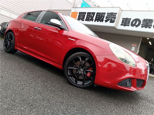 2012 Alfa Romeo Giulietta Sedan for sale, Japanese used car export - photo 1 of 80 | GULJI TRADERS