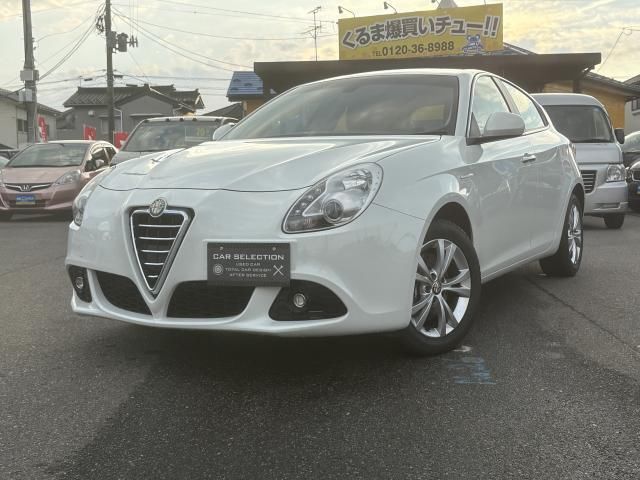 2012 Alfa Romeo Giulietta - photo 1 2012 Alfa Romeo Giulietta Sedan for sale, Japanese used car export | GULJI TRADERS