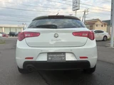 2012 Alfa Romeo Giulietta Sedan for sale, Japanese used car export - photo 4 of 9 | GULJI TRADERS