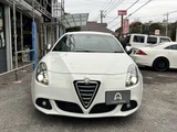 2013 Alfa Romeo Giulietta Sedan for sale, Japanese used car export - photo 14 of 76 | GULJI TRADERS