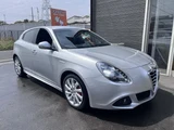 2013 Alfa Romeo Giulietta Sedan for sale, Japanese used car export - photo 10 of 66 | GULJI TRADERS