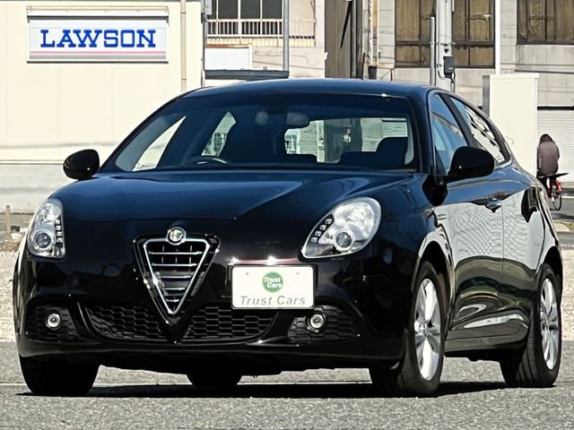 2013 Alfa Romeo Giulietta Sedan for sale, Japanese used car export | GULJI TRADERS