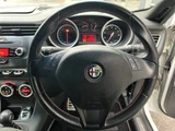 2013 Alfa Romeo Giulietta Sedan for sale, Japanese used car export - photo 4 of 22 | GULJI TRADERS