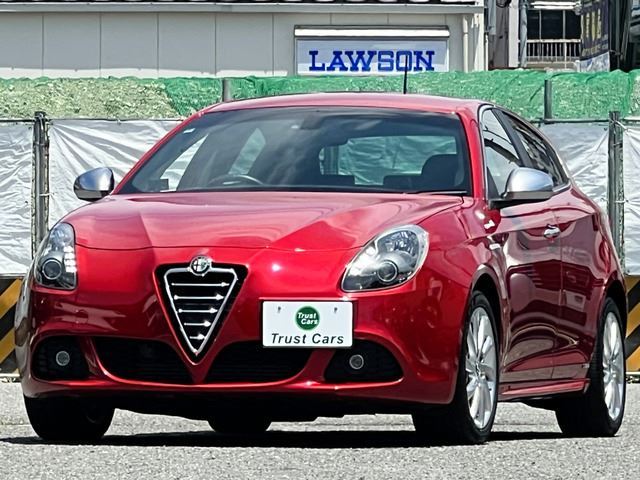 2014 Alfa Romeo Giulietta Sedan for sale, Japanese used car export | GULJI TRADERS