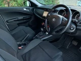 2014 Alfa Romeo Giulietta Sedan for sale, Japanese used car export - photo 3 of 9 | GULJI TRADERS