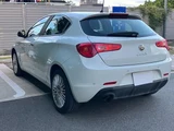 2014 Alfa Romeo Giulietta Sedan for sale, Japanese used car export - photo 7 of 9 | GULJI TRADERS