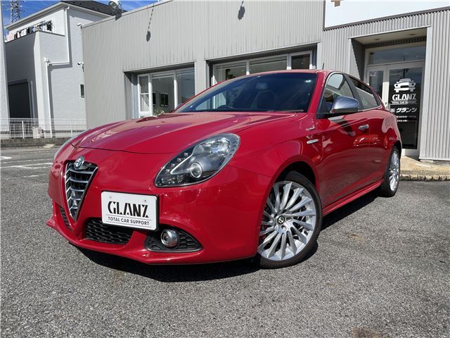 2015 Alfa Romeo Giulietta Sedan for sale, Japanese used car export - photo 1 of 42 | GULJI TRADERS