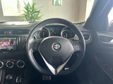 2015 Alfa Romeo Giulietta Sedan for sale, Japanese used car export - photo 13 of 22 | GULJI TRADERS