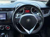 2015 Alfa Romeo Giulietta Sedan for sale, Japanese used car export - photo 9 of 31 | GULJI TRADERS