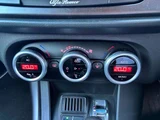 2015 Alfa Romeo Giulietta Sedan for sale, Japanese used car export - photo 15 of 31 | GULJI TRADERS