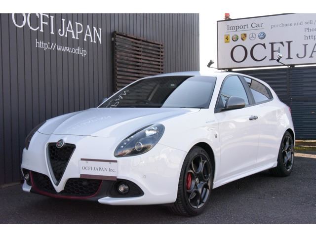 2017 Alfa Romeo Giulietta Sedan for sale, Japanese used car export - photo 1 of 36 | GULJI TRADERS
