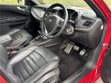 2020 Alfa Romeo Giulietta Sedan for sale, Japanese used car export - photo 17 of 30 | GULJI TRADERS