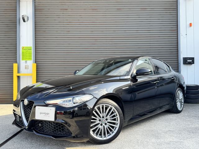 2017 Alfa Romeo Julia 2.0 Turbo Q4 Sedan for sale, Japanese used car export | GULJI TRADERS