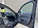 2017 Alfa Romeo Julia 2.0 Turbo Q4 Sedan for sale, Japanese used car export - photo 27 of 67 | GULJI TRADERS