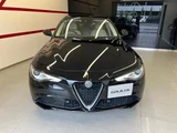 2019 Alfa Romeo Julia Sedan for sale, Japanese used car export - photo 4 of 9 | GULJI TRADERS