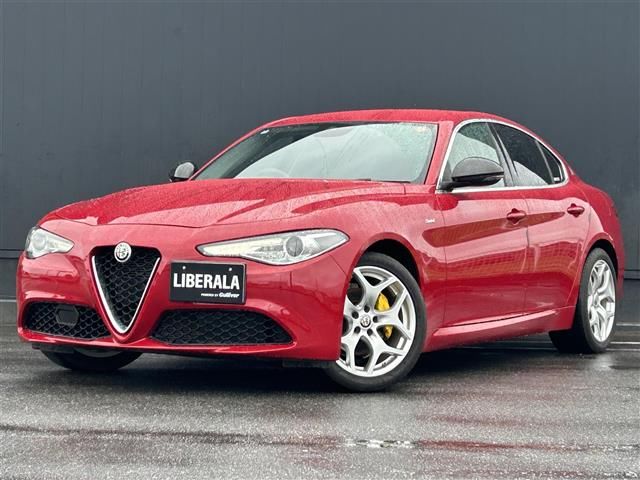 2020 Alfa Romeo Julia - photo 1 2020 Alfa Romeo Julia Sedan for sale, Japanese used car export - photo 1 of 24 | GULJI TRADERS