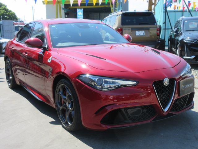 2021 Alfa Romeo Julia 2.9 V6 Turbo - photo 1 2021 Alfa Romeo Julia 2.9 V6 Turbo Sedan for sale, Japanese used car export - photo 1 of 79 | GULJI TRADERS
