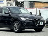 2018 Alfa Romeo Stelvio 2.0 Turbo Q4 4WD Sedan for sale, Japanese used car export - photo 14 of 29 | GULJI TRADERS