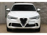 2019 Alfa Romeo Stelvio Sedan for sale, Japanese used car export - photo 4 of 40 | GULJI TRADERS