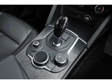 2019 Alfa Romeo Stelvio 2.2 Turbo Diesel Q4 Sedan for sale, Japanese used car export - photo 11 of 18 | GULJI TRADERS