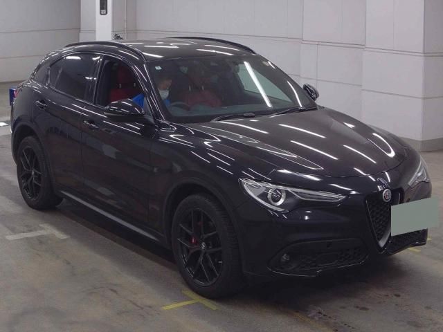 2020 Alfa Romeo Stelvio 2.2 Turbo Diesel Sedan for sale, Japanese used car export - photo 1 of 6 | GULJI TRADERS
