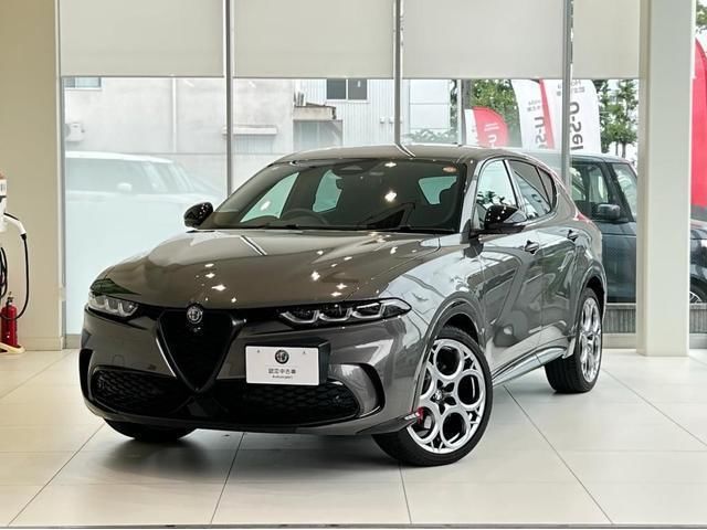 2023 Alfa Romeo Tonale - photo 1 2023 Alfa Romeo Tonale Sedan for sale, Japanese used car export - photo 1 of 9 | GULJI TRADERS
