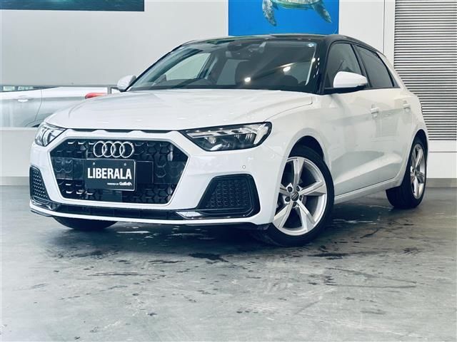 2019 Audi A1 A1 SB 35TFSI Advanced - photo 1 2019 Audi A1 A1 SB 35TFSI Advanced White Sedan for sale, Japanese used car export - photo 1 of 24 | GULJI TRADERS