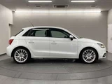 2013 Audi A1 Sportback 1.4 TFSI Sedan for sale, Japanese used car export - photo 8 of 41 | GULJI TRADERS