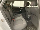 2013 Audi A1 Sportback 1.4 TFSI Sedan for sale, Japanese used car export - photo 37 of 41 | GULJI TRADERS