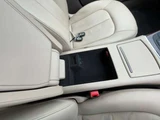 2017 Audi A6 Avant 2.0 TFSI 4WD Sedan for sale, Japanese used car export - photo 30 of 49 | GULJI TRADERS