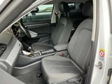 2022 Audi Q3 Sportback 35 TFSI SUV for sale, Japanese used car export - photo 27 of 47 | GULJI TRADERS