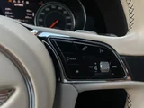 2018 Bentley Bentayga SUV for sale, Japanese used car export - photo 23 of 27 | GULJI TRADERS