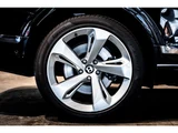 2021 Bentley Bentayga V8 4WD SUV for sale, Japanese used car export - photo 18 of 80 | GULJI TRADERS