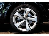 2021 Bentley Bentayga V8 4WD SUV for sale, Japanese used car export - photo 19 of 80 | GULJI TRADERS