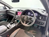 2022 Bentley Bentayga 4WD SUV for sale, Japanese used car export - photo 13 of 54 | GULJI TRADERS