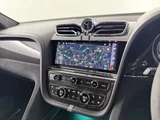 2022 Bentley Bentayga 4WD SUV for sale, Japanese used car export - photo 18 of 54 | GULJI TRADERS