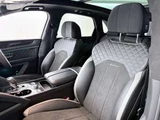 2022 Bentley Bentayga 4WD SUV for sale, Japanese used car export - photo 38 of 54 | GULJI TRADERS