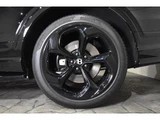 2023 Bentley Bentayga 4WD SUV for sale, Japanese used car export - photo 11 of 55 | GULJI TRADERS