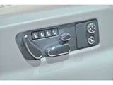 2023 Bentley Bentayga 4WD SUV for sale, Japanese used car export - photo 45 of 57 | GULJI TRADERS