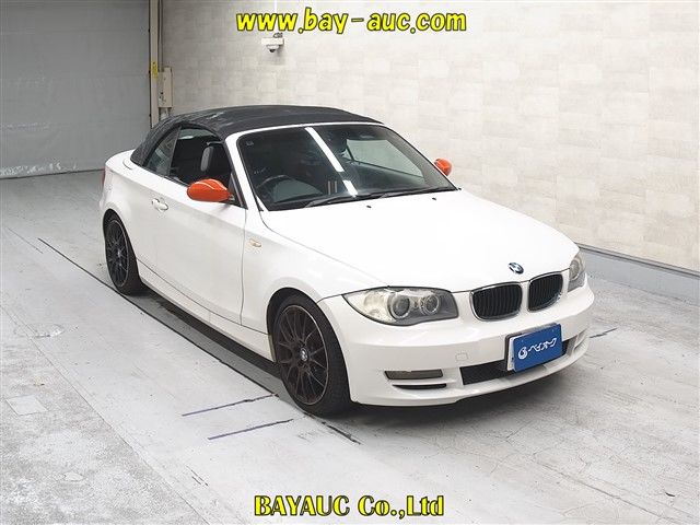 2008 BMW 1 Series 120i Cabriolet - photo 1 2008 BMW 1 Series 120i Cabriolet White Coupe for sale, Japanese used car export - photo 1 of 6 | GULJI TRADERS