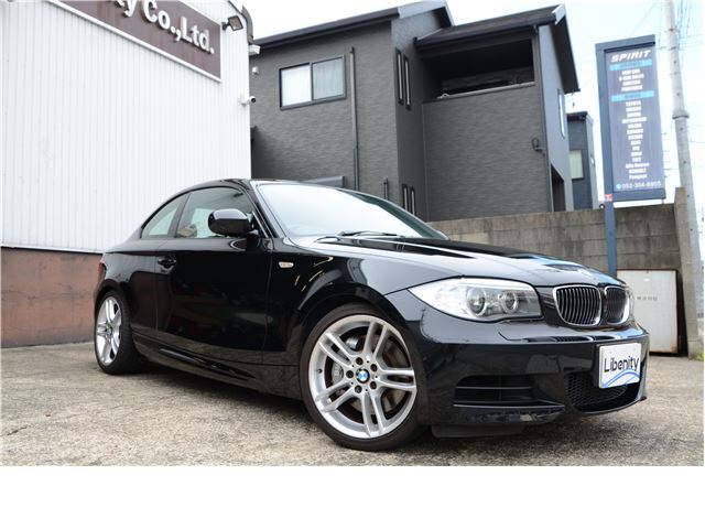 2012 BMW 1 Series 135i Black Sedan for sale, Japanese used car export - photo 1 of 47 | GULJI TRADERS